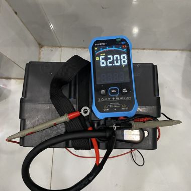 Giắc lấy nguồn pin 2.4k và 1.2k dùng cho xe 5 bình