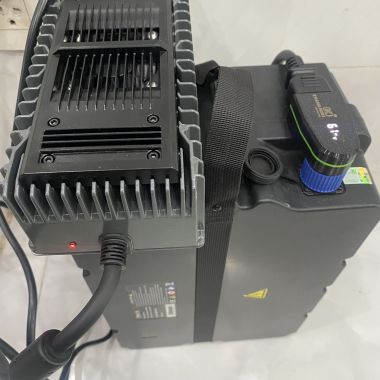 Giắc Sạc Giải Mã Pin 2.4Kw Xe Evo Grand và Feliz 2025