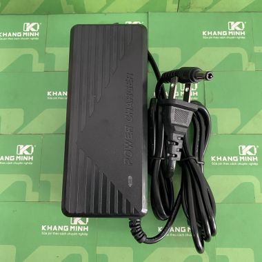 Sạc pin 21V 3A có quạt và đèn báo đầy dùng cho pin 5S 18V