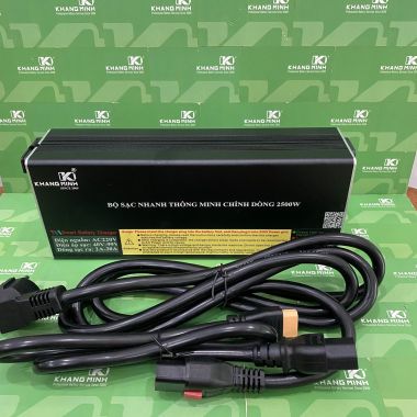 Sạc nhanh 2500W 30A chỉnh dòng sạc được pin dung lượng cao