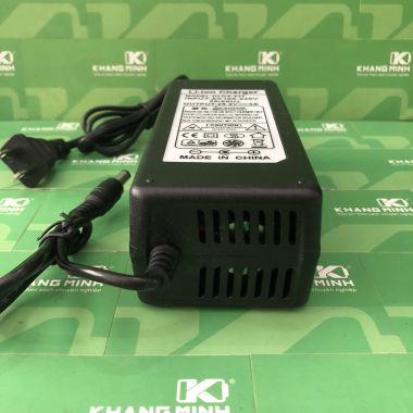 Sạc pin 21V 3A có quạt và đèn báo đầy dùng cho pin 5S 18V
