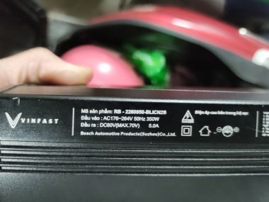 Sạc A1 60V 5A 300W Dùng Cho Xe Máy Điện Vinfast Klara A1