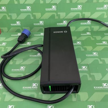 Sạc A1 60V 5A 350W Xe Máy Điện Vinfast Klara A1 mới 99%
