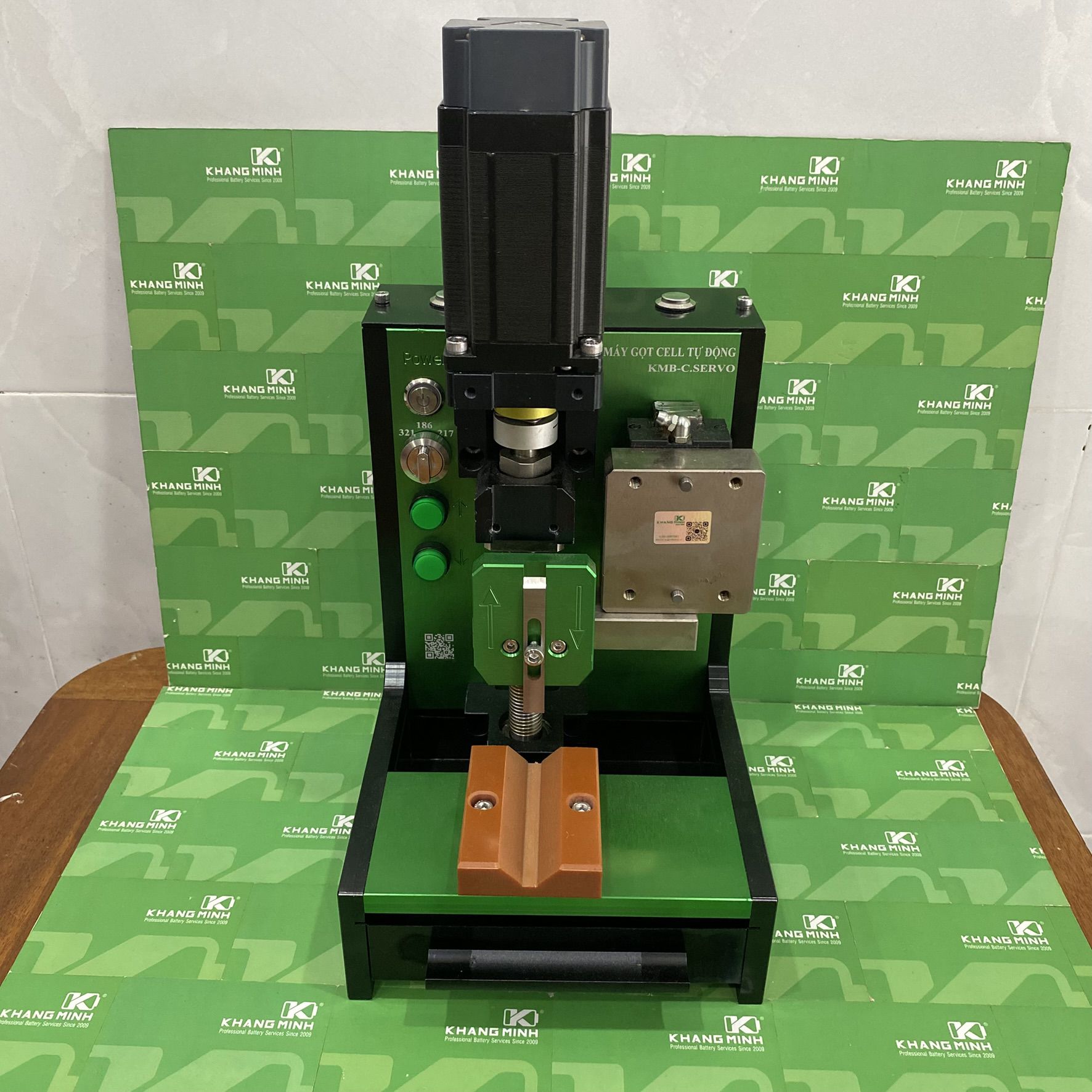 Máy gọt cell tự động EZI Servo Luxury