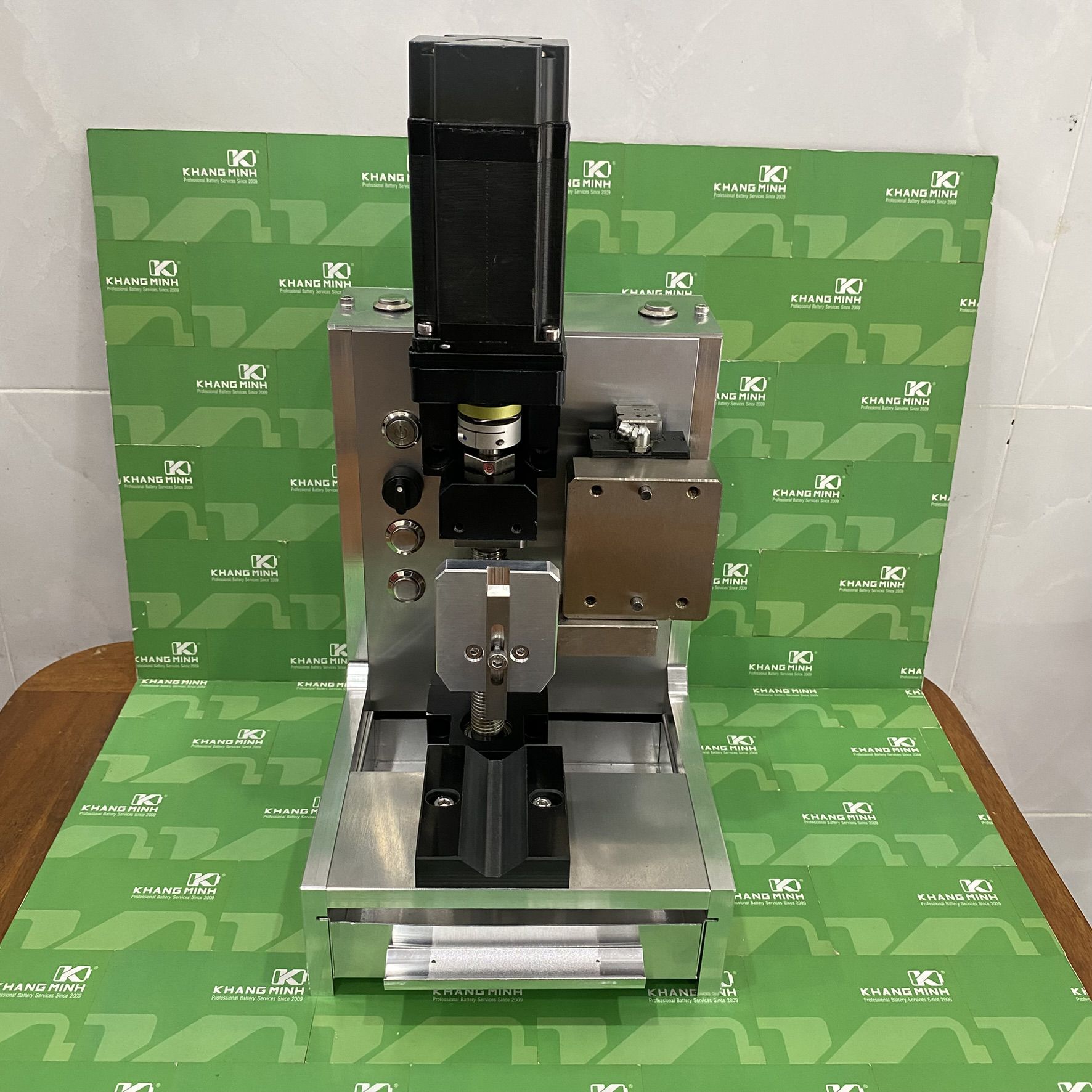 Máy gọt cell tự động EZI Servo Pro