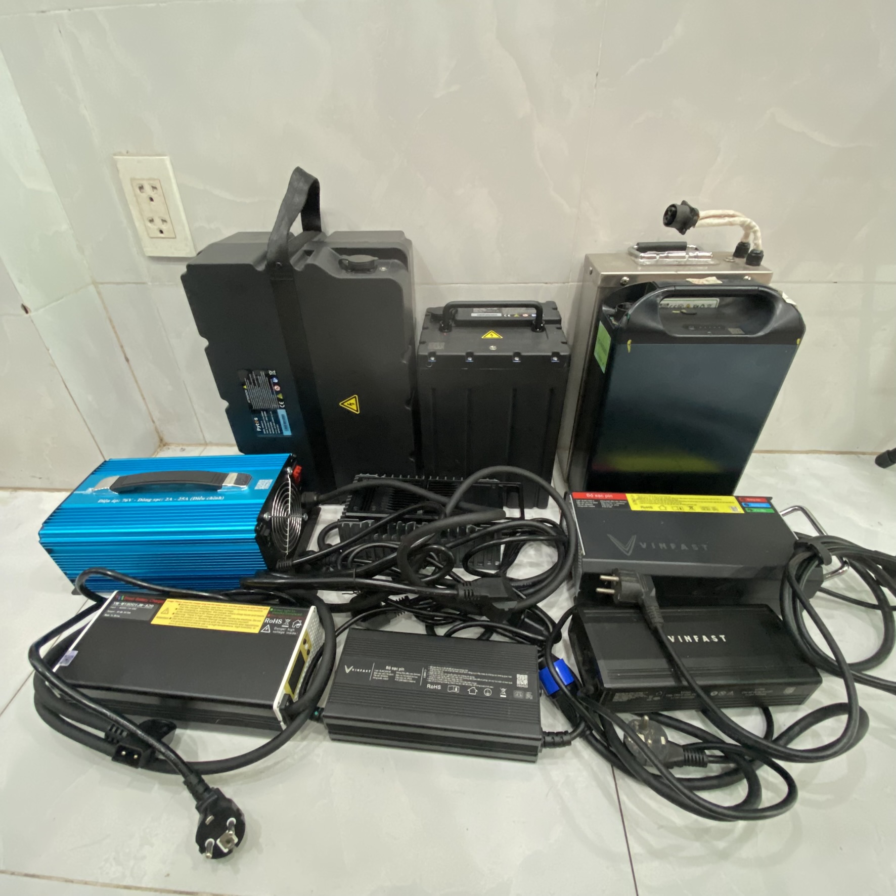 Vinfast - Pin sạc và phụ tùng thay thế