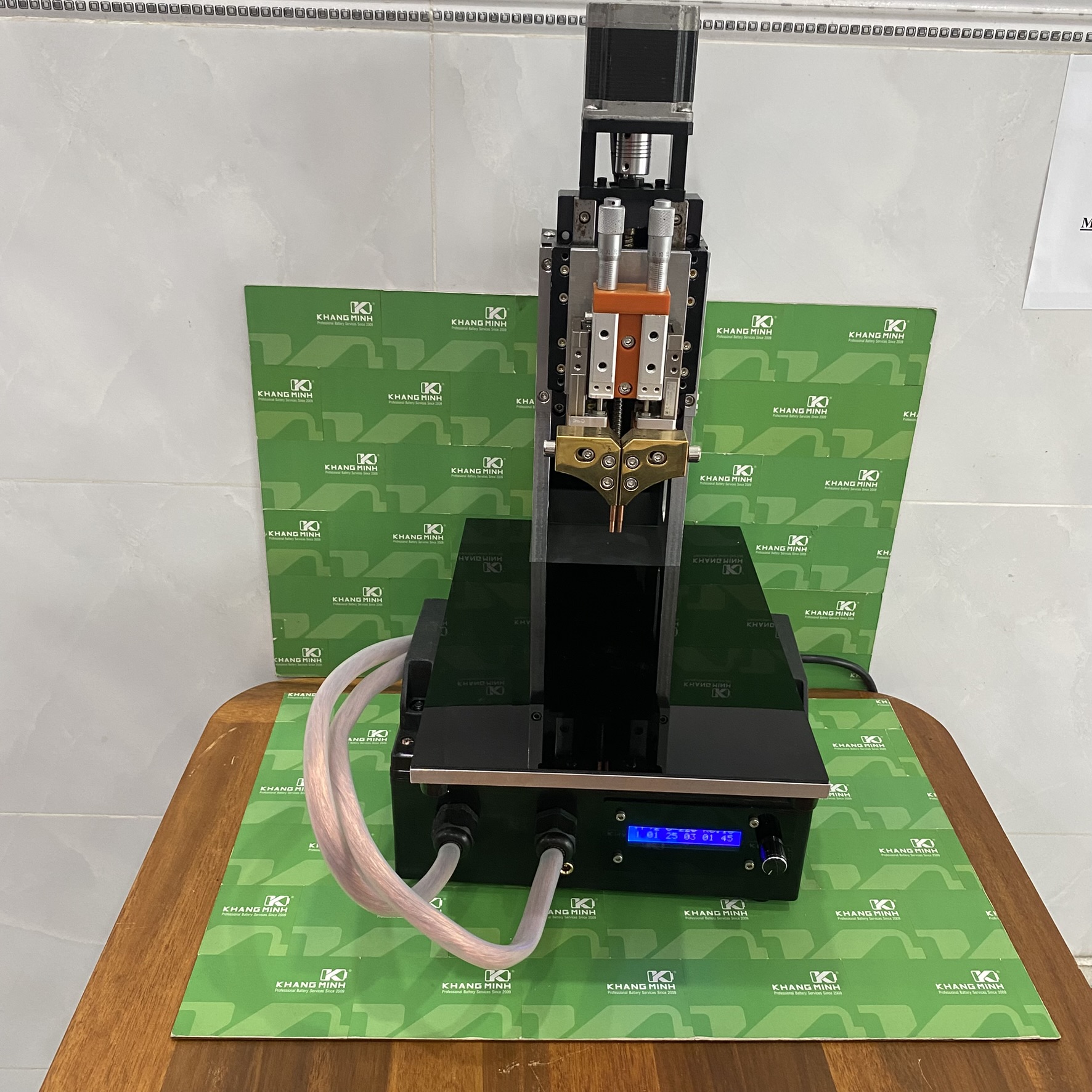 Một số hình ảnh về Trụ hàn cell tự động mini kết hợp Biến áp hàn và Siêu tụ