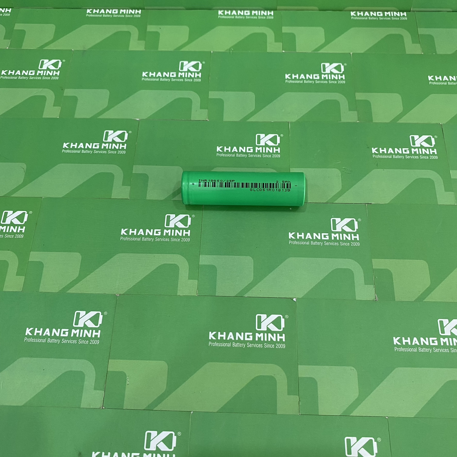 Pin EVE INR18650 25P tháo khối 2500mAh xả cao 12C 30A
