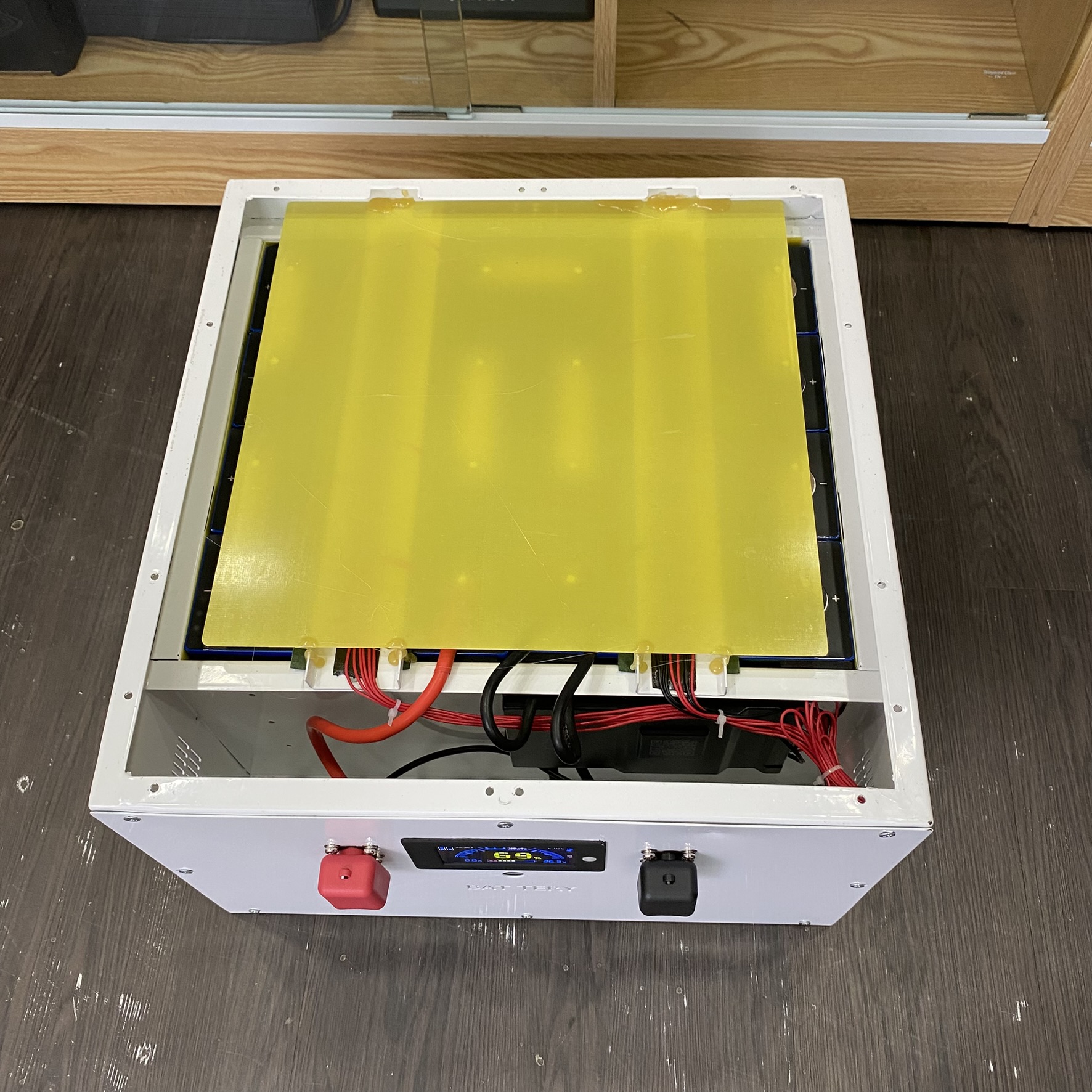 Máy hàn cell pin tự động STEP tích hợp công suất hàn
