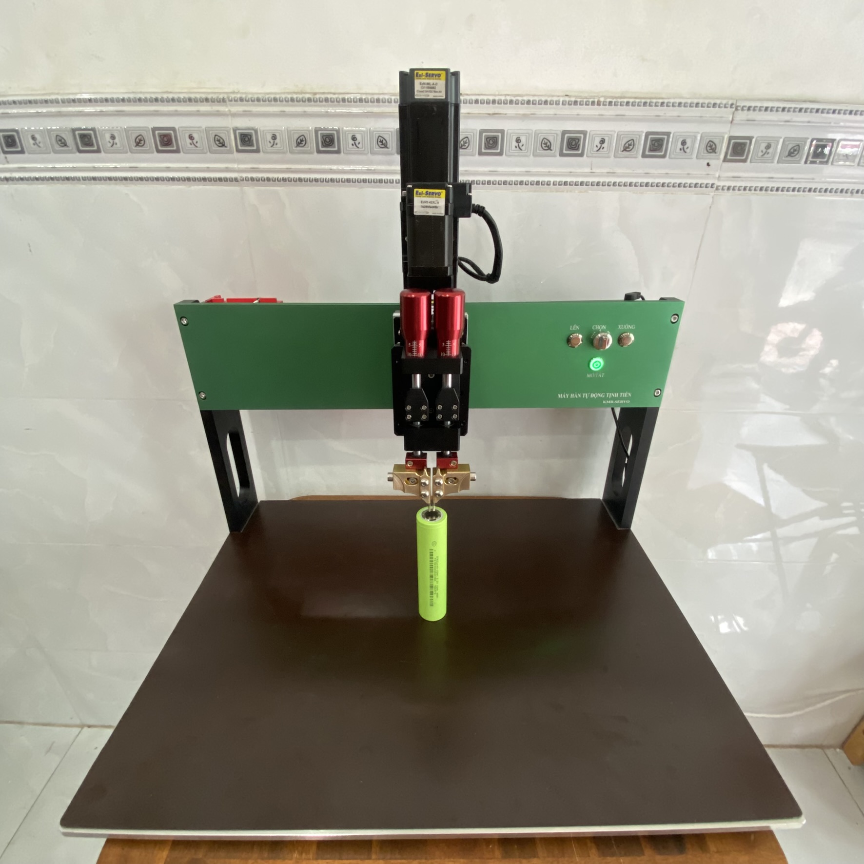 Trụ Hàn Tự Động Tịnh Tiến Ezi Servo 56L Cao Cấp